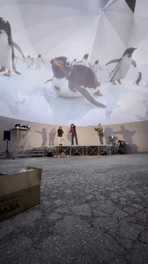 Teatro immersivo: prove attori proiezioni 360